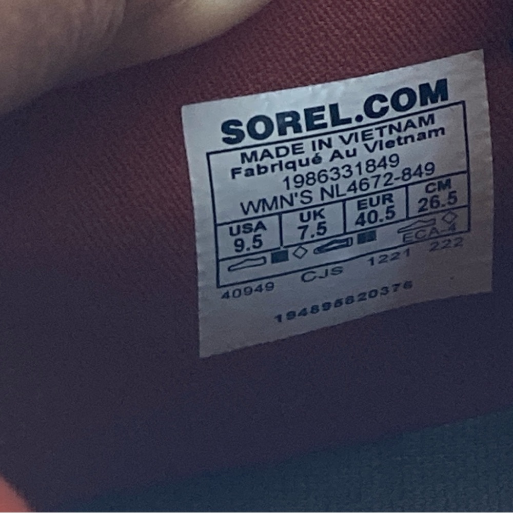 Sorel Women’s Sneakers Orange Camo Footwear Logo Sz 9.5 - Picture 11 of 11